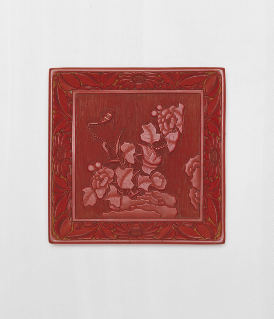 图片[2]-The square plate of red hibiscus kingfisher-China Archive